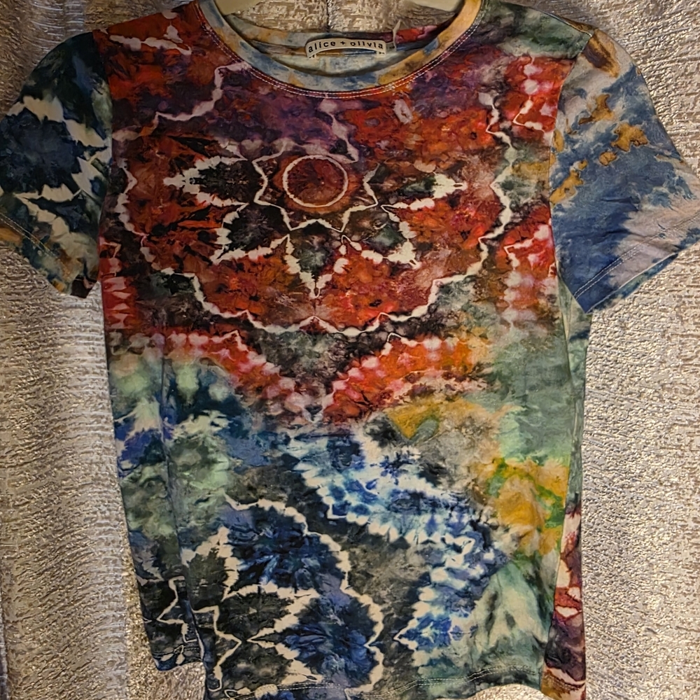 Alice + Olivia Multicolor Tie-Dye Short Sleeve Tee